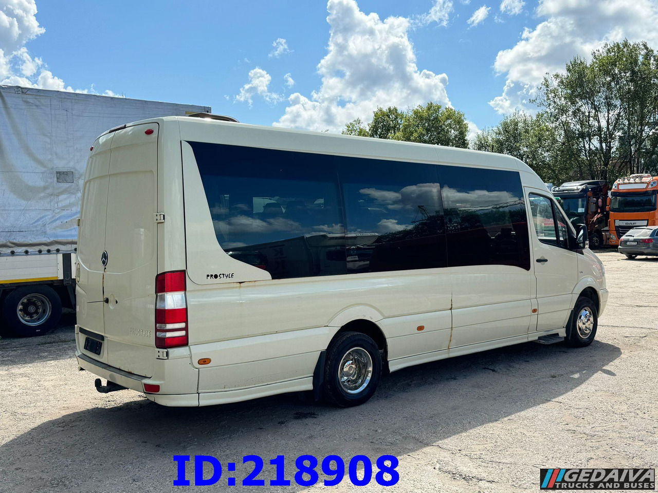 MERCEDES-BENZ Sprinter 519 VIP 18-Place Prostyle Euro5 - Туристически автобус: снимка 5 MERCEDES-BENZ Sprinter 519 VIP 18-Place Prostyle Euro5 - Туристически автобус: снимка 5