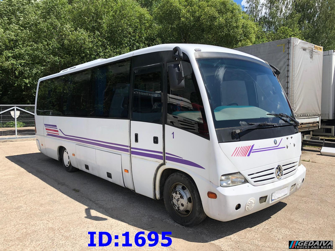 MERCEDES-BENZ Vario Medio 815 30-Seater - Туристически автобус: снимка 1 MERCEDES-BENZ Vario Medio 815 30-Seater - Туристически автобус: снимка 1