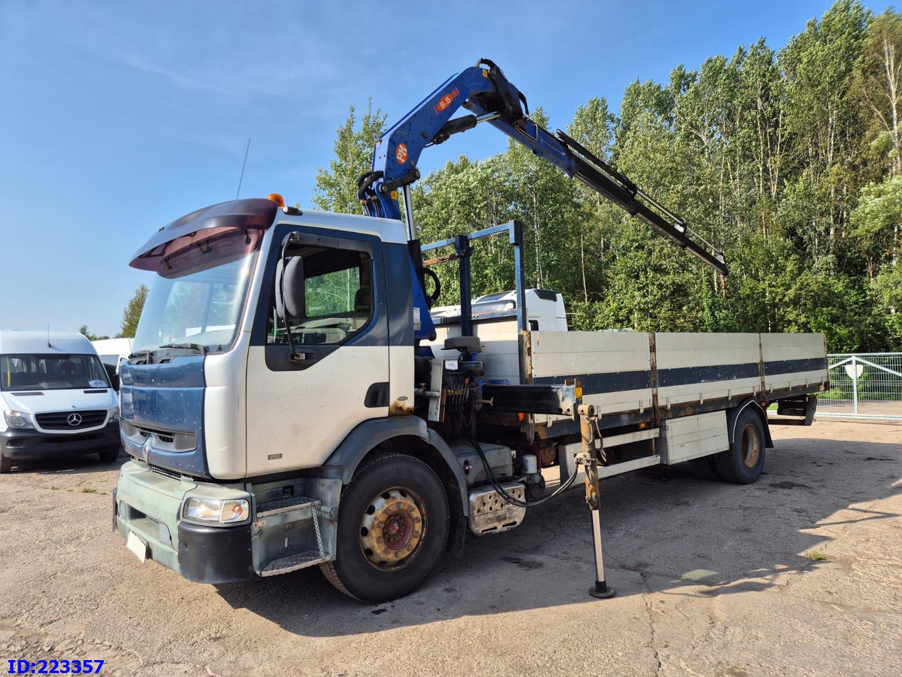 RENAULT Premium 210 4x2 Crane PM - Камион за дърва: снимка 1 RENAULT Premium 210 4x2 Crane PM - Камион за дърва: снимка 1