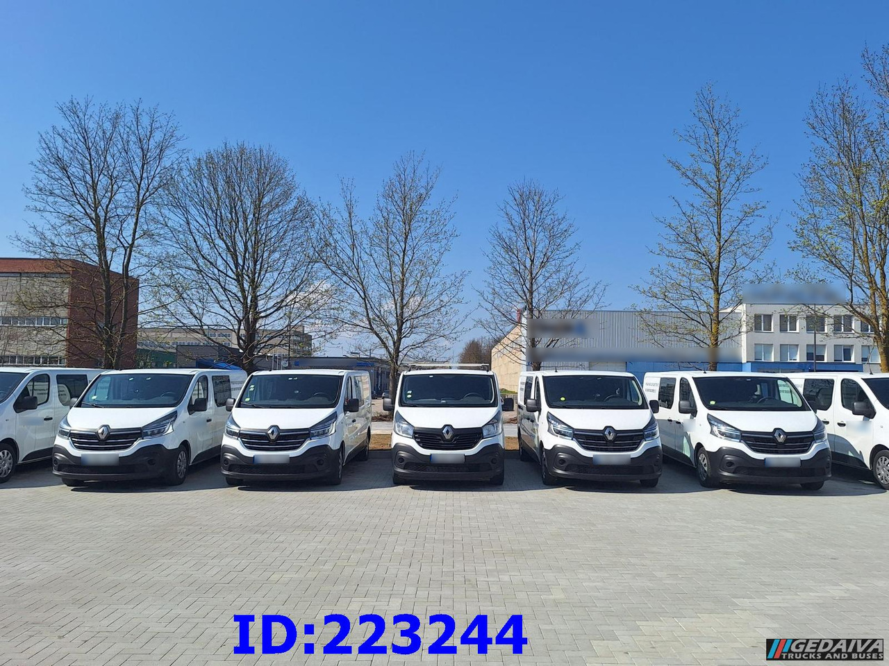 RENAULT Trafic (6pcs. available) - Бус с двойна кабина: снимка 2 RENAULT Trafic (6pcs. available) - Бус с двойна кабина: снимка 2