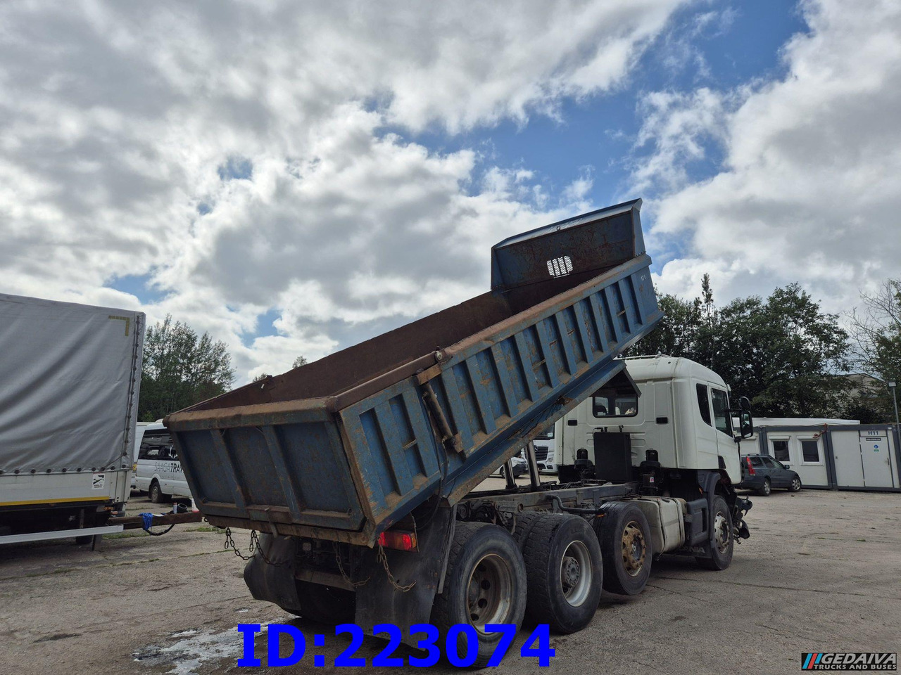 SCANIA 124 8x2 - Manual - Full steel - Самосвал камион: снимка 5 SCANIA 124 8x2 - Manual - Full steel - Самосвал камион: снимка 5