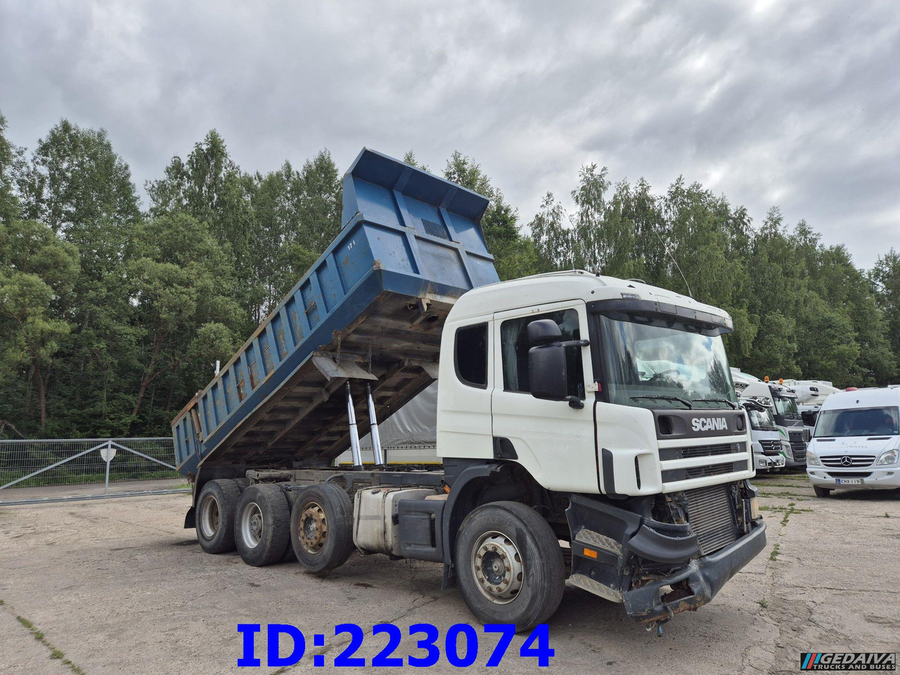 SCANIA 124 8x2 - Manual - Full steel - Самосвал камион: снимка 3 SCANIA 124 8x2 - Manual - Full steel - Самосвал камион: снимка 3