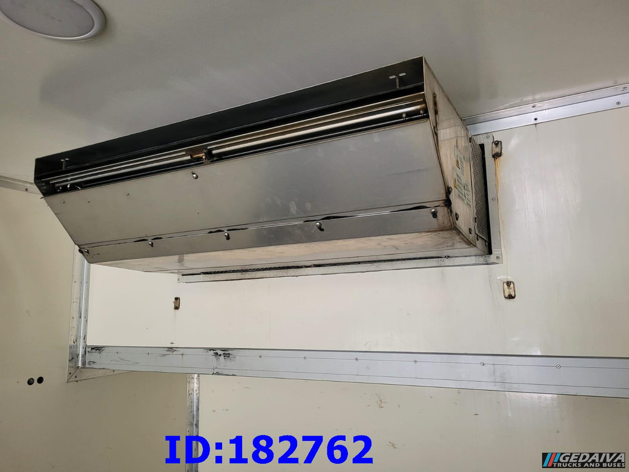 THERMO KING TS-500e - Хладилен агрегат: снимка 4 THERMO KING TS-500e - Хладилен агрегат: снимка 4