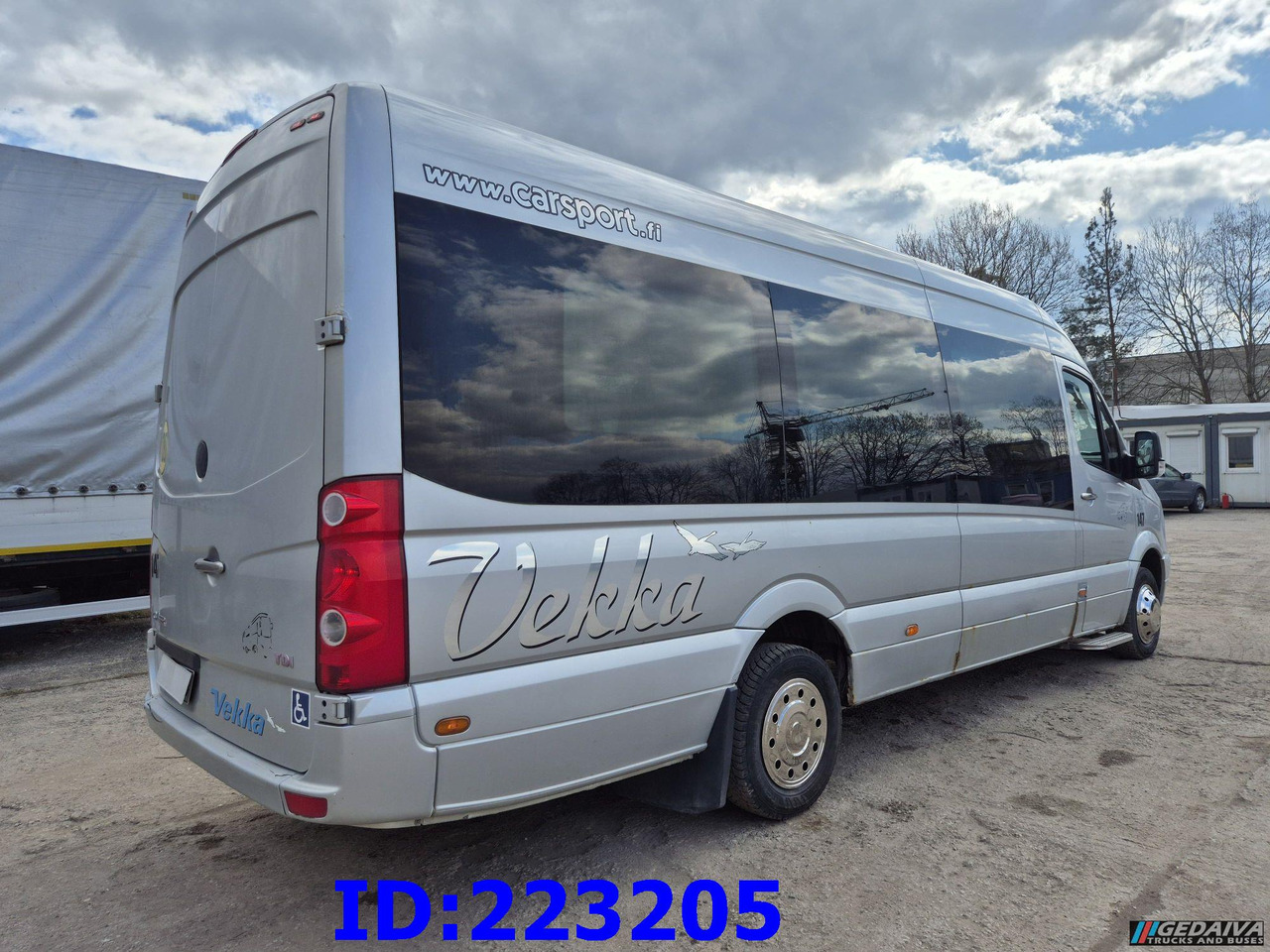 VOLKSWAGEN Crafter VIP - 17-seats - Euro5 - Туристически автобус: снимка 5 VOLKSWAGEN Crafter VIP - 17-seats - Euro5 - Туристически автобус: снимка 5