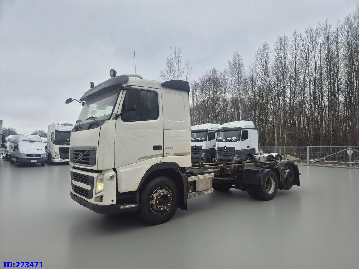 VOLVO FH 420HP 6×2 Steering axle - Шаси кабина: снимка 1 VOLVO FH 420HP 6×2 Steering axle - Шаси кабина: снимка 1