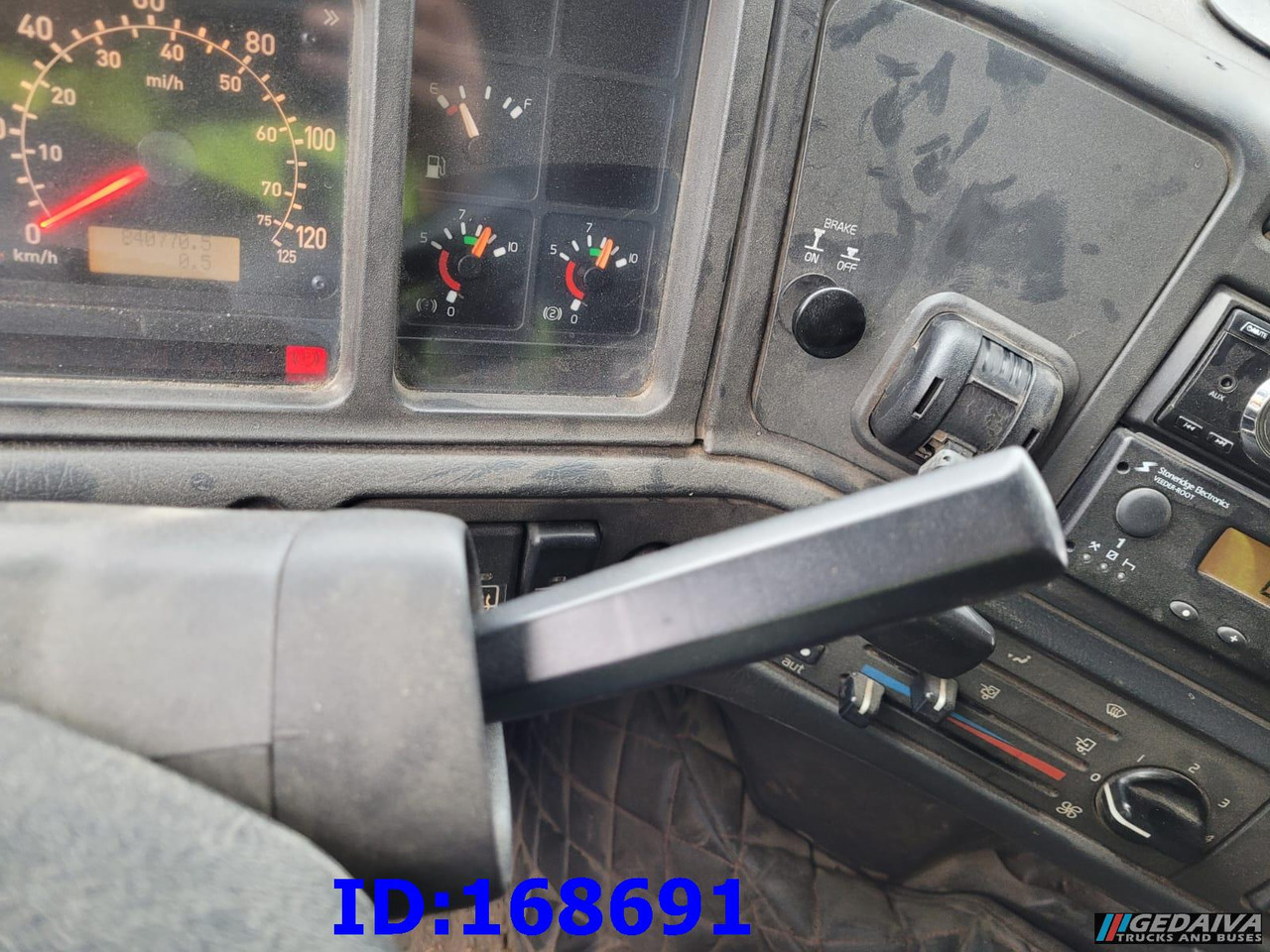 Мултилифт с кука камион VOLVO FH12 380HP 6x2 10tyre Hook Tipper: снимка 16