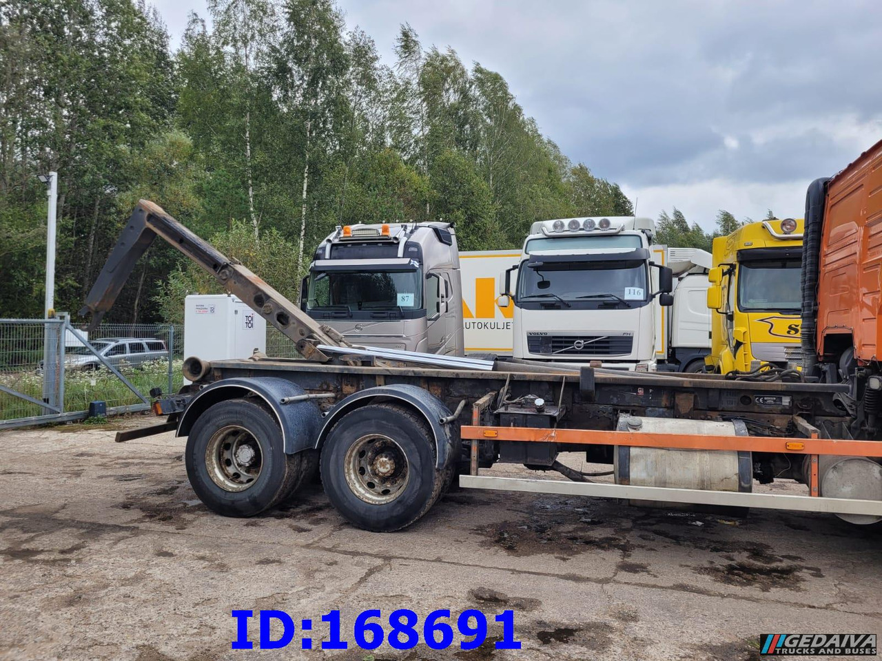 VOLVO FH12 380HP 6x2 10tyre Hook Tipper - Мултилифт с кука камион: снимка 5 VOLVO FH12 380HP 6x2 10tyre Hook Tipper - Мултилифт с кука камион: снимка 5