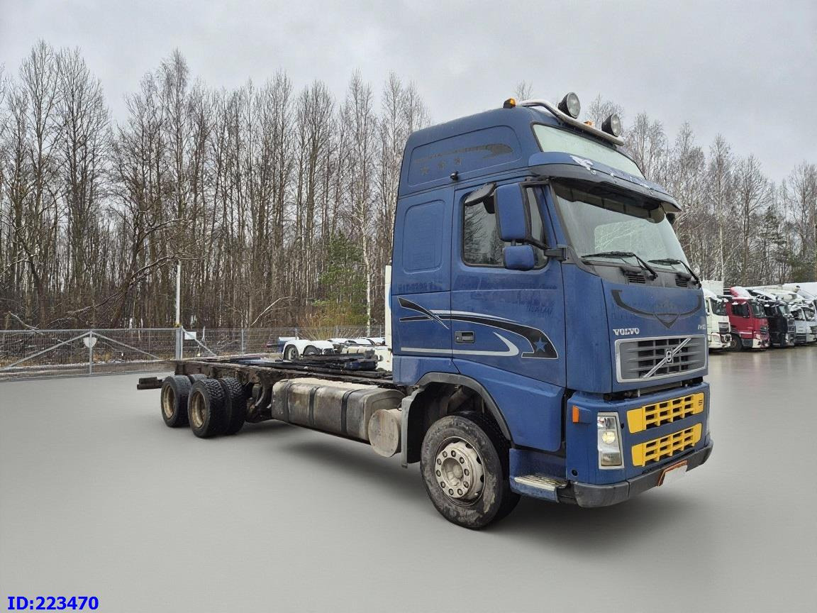 VOLVO FH12 420HP 6x2 - Шаси кабина: снимка 4 VOLVO FH12 420HP 6x2 - Шаси кабина: снимка 4