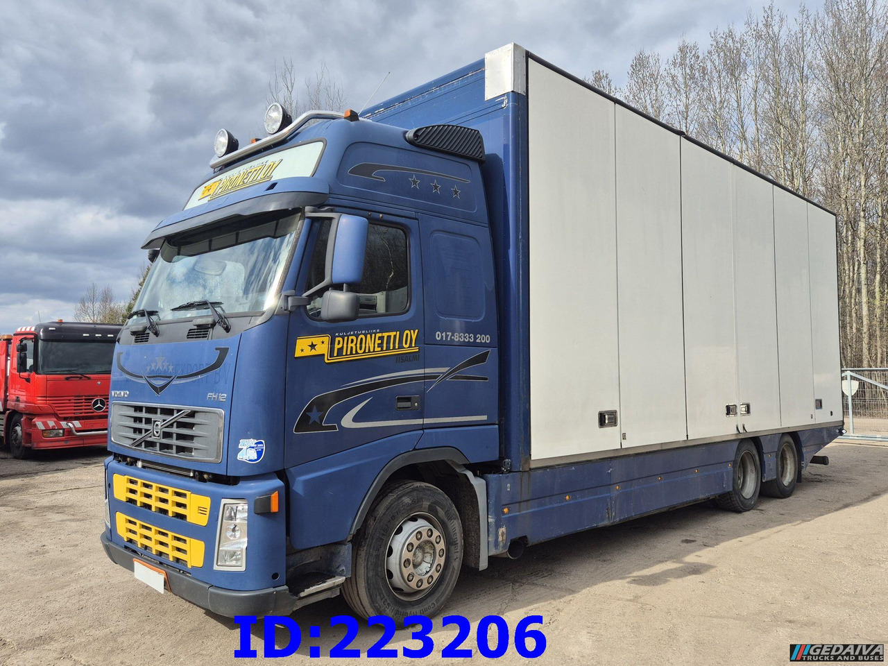VOLVO FH12 420HP 6x2 - Изотермичен камион: снимка 1 VOLVO FH12 420HP 6x2 - Изотермичен камион: снимка 1