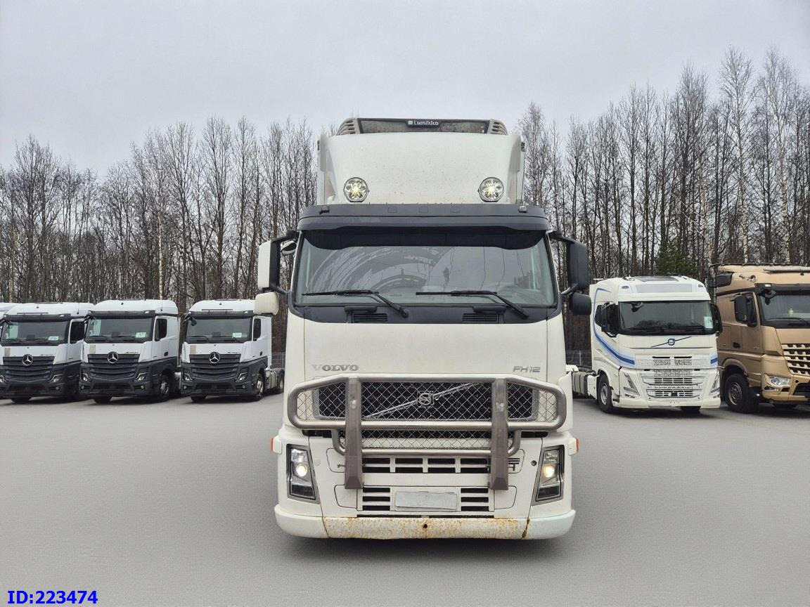 VOLVO FH12 460HP 8x2 Manual - Рефрижератор камион: снимка 2 VOLVO FH12 460HP 8x2 Manual - Рефрижератор камион: снимка 2