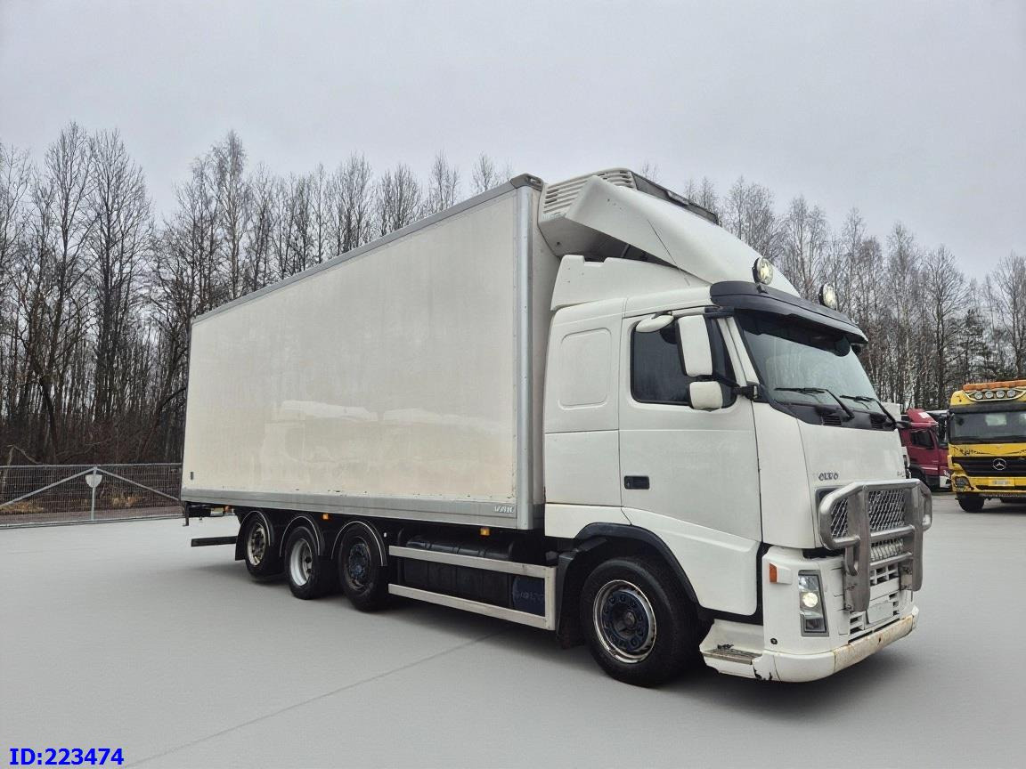 VOLVO FH12 460HP 8x2 Manual - Рефрижератор камион: снимка 4 VOLVO FH12 460HP 8x2 Manual - Рефрижератор камион: снимка 4