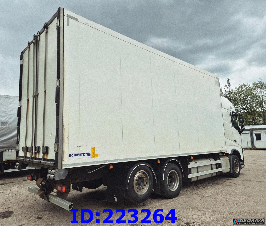 VOLVO FH13 460HP 6x2 Steering axle Euro6 - Рефрижератор камион: снимка 5 VOLVO FH13 460HP 6x2 Steering axle Euro6 - Рефрижератор камион: снимка 5