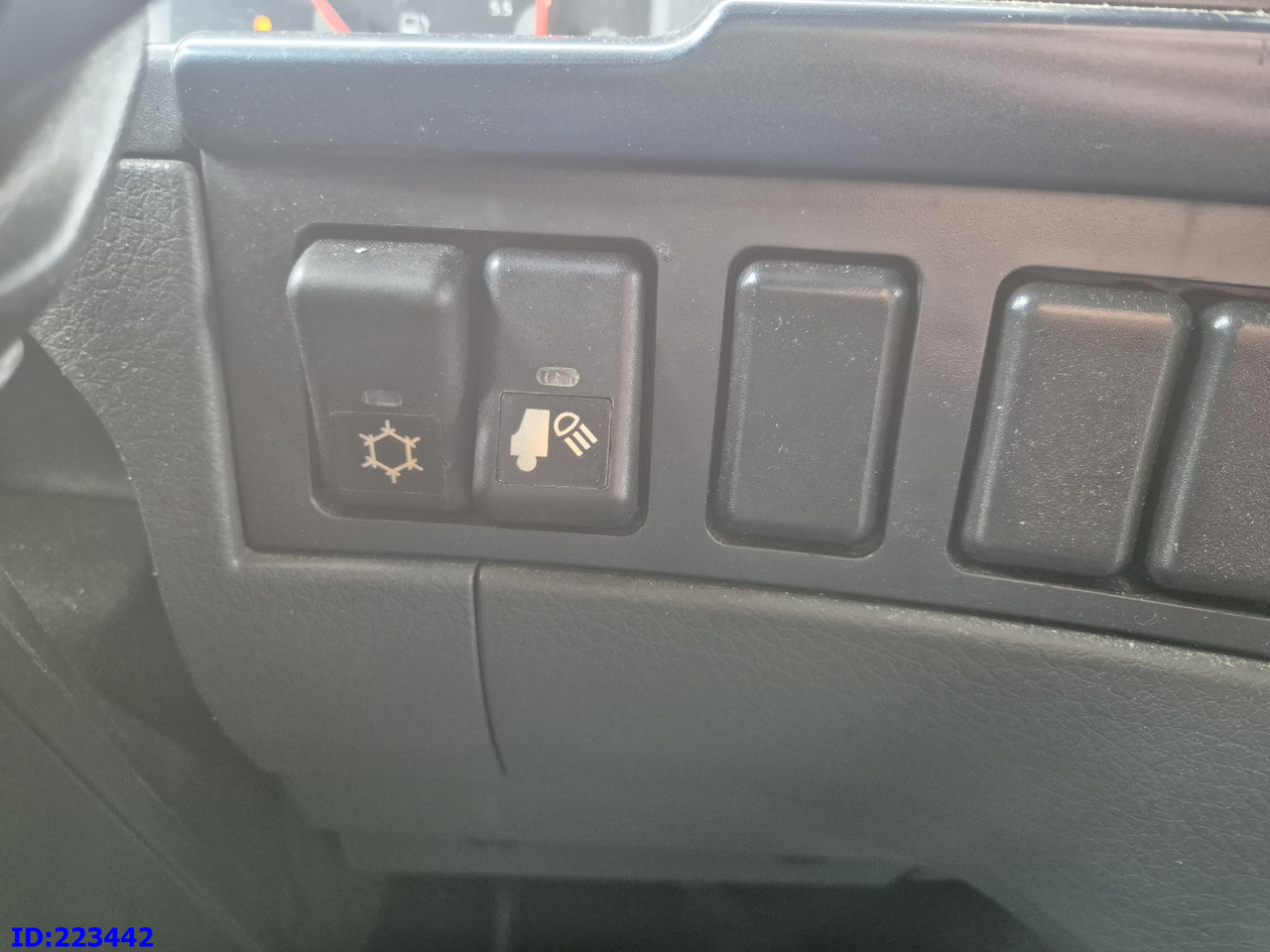 Камион фургон VOLVO FH13 480HP 6X2: снимка 17