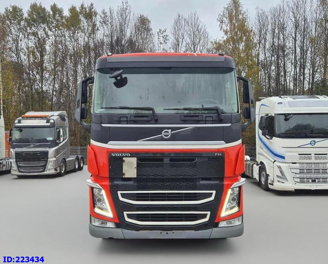 VOLVO FH13 500HP 6x2 - Шаси кабина: снимка 2 VOLVO FH13 500HP 6x2 - Шаси кабина: снимка 2