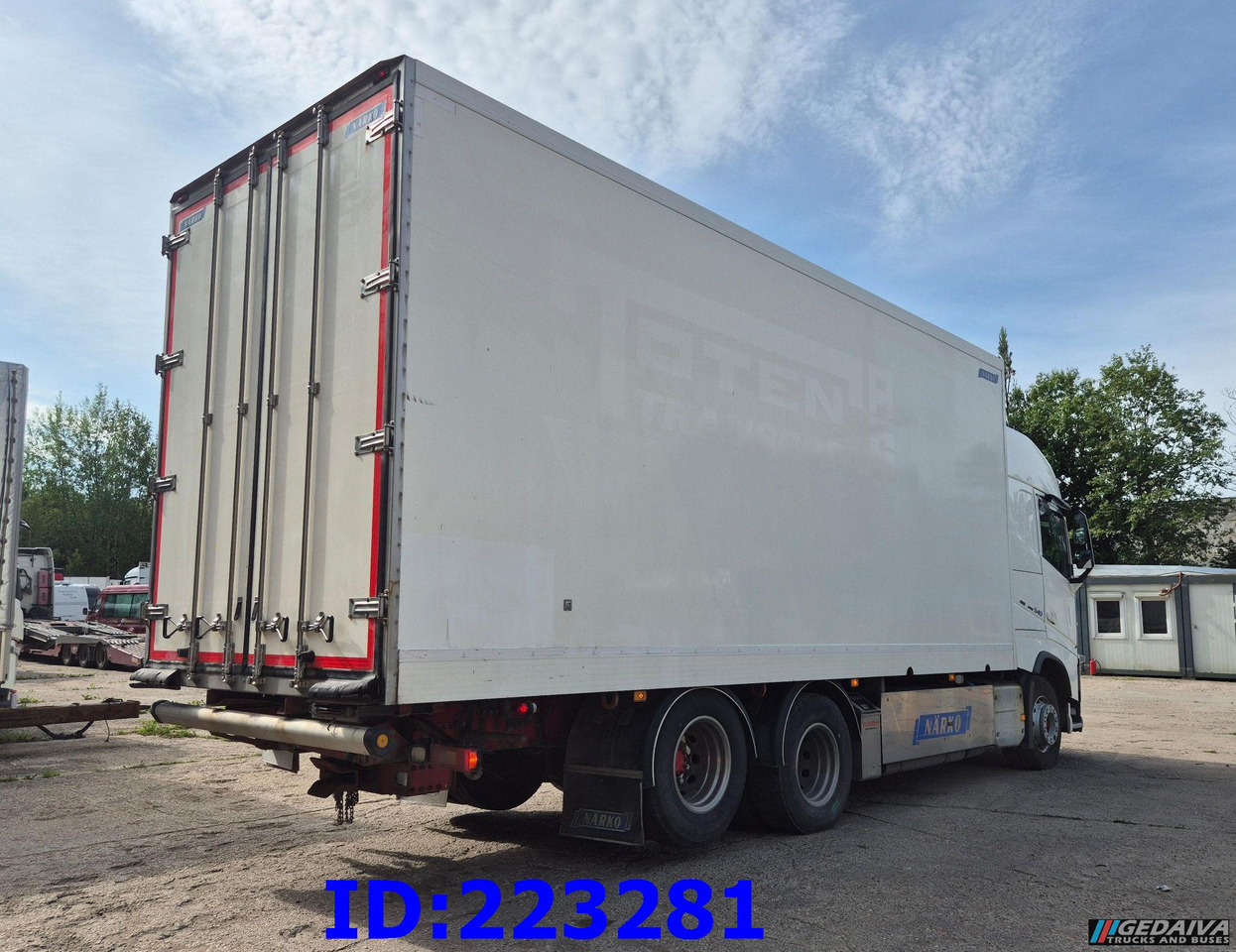 VOLVO FH13 540HP 6x2 (10 tyre) Euro6 - Изотермичен камион: снимка 4 VOLVO FH13 540HP 6x2 (10 tyre) Euro6 - Изотермичен камион: снимка 4