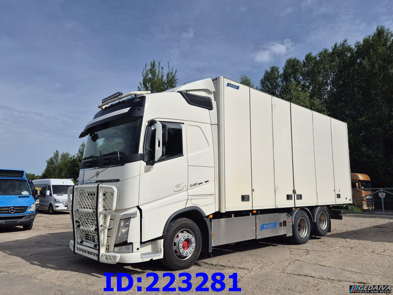 VOLVO FH13 540HP 6x2 (10 tyre) Euro6 - Изотермичен камион: снимка 1 VOLVO FH13 540HP 6x2 (10 tyre) Euro6 - Изотермичен камион: снимка 1