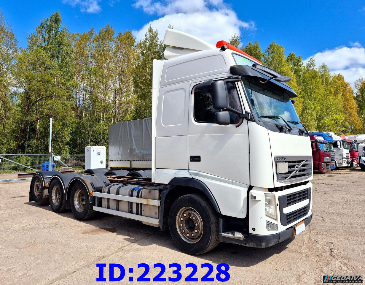 VOLVO FH13 540HP 8X4 Euro5 - Шаси кабина: снимка 4 VOLVO FH13 540HP 8X4 Euro5 - Шаси кабина: снимка 4