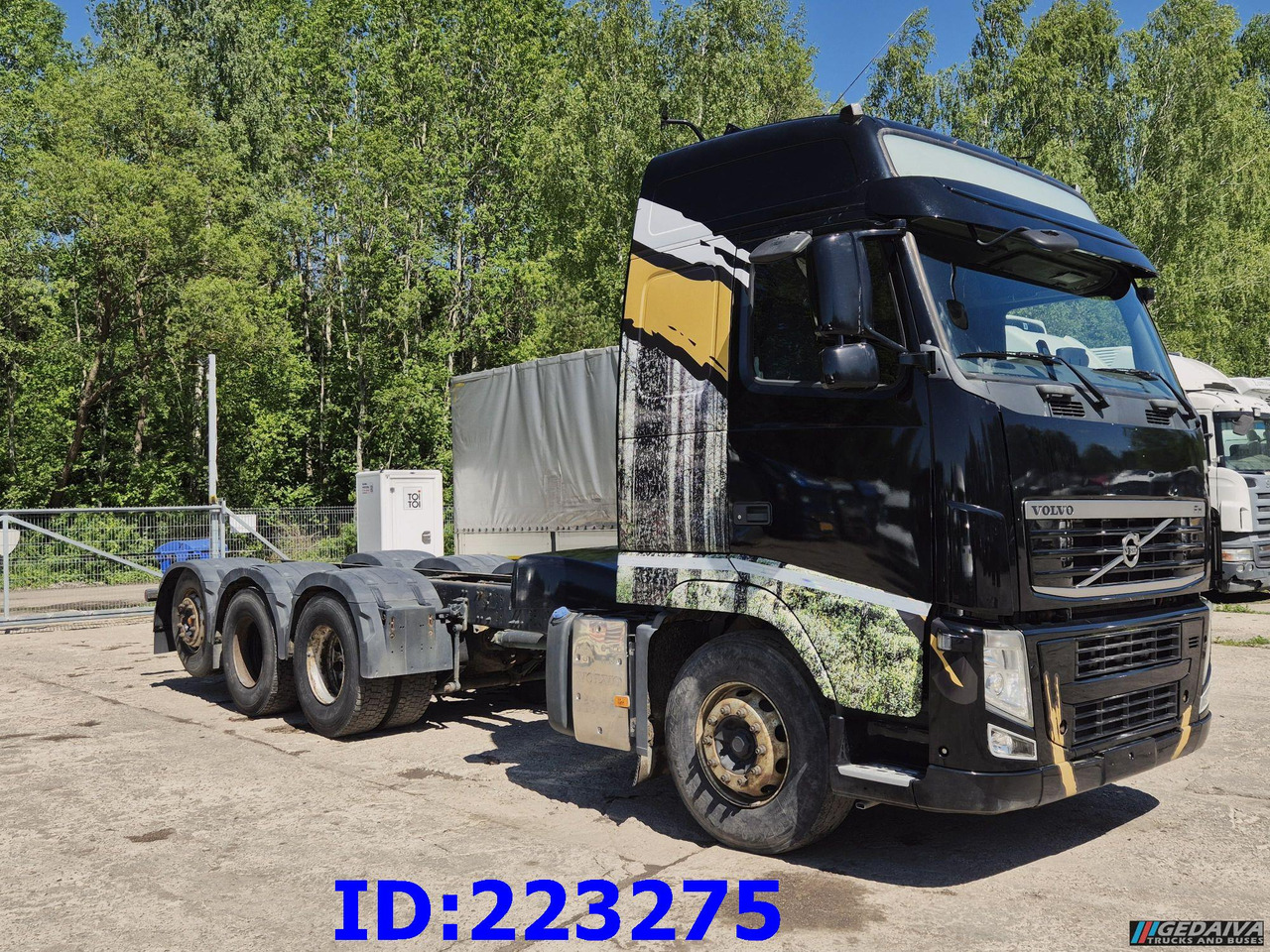VOLVO FH13 540HP 8X4 (Steering axle) RETARDER - Шаси кабина: снимка 4 VOLVO FH13 540HP 8X4 (Steering axle) RETARDER - Шаси кабина: снимка 4