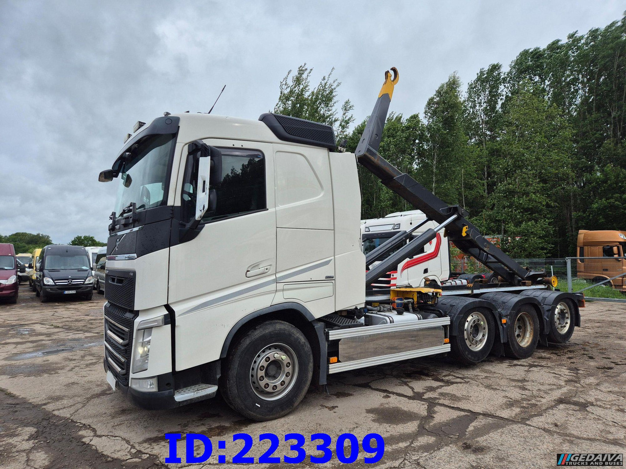 VOLVO FH13 540HP 8x2 Hook lift (2axles steering - 2 axles lifting) - Мултилифт с кука камион: снимка 1 VOLVO FH13 540HP 8x2 Hook lift (2axles steering - 2 axles lifting) - Мултилифт с кука камион: снимка 1