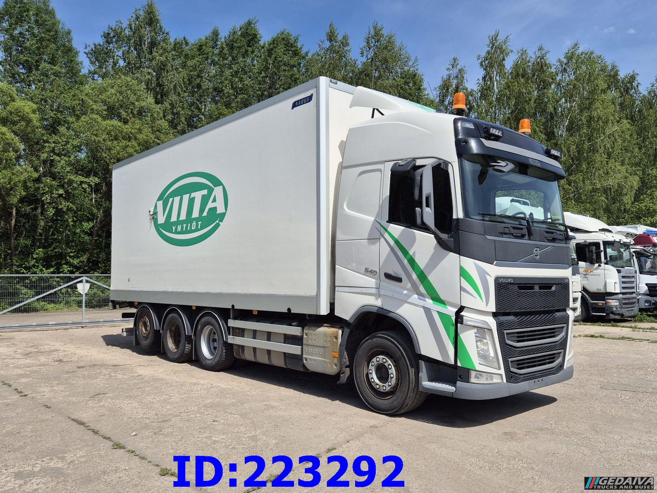 VOLVO FH13 540HP 8x4 Steering axle - Изотермичен камион: снимка 4 VOLVO FH13 540HP 8x4 Steering axle - Изотермичен камион: снимка 4
