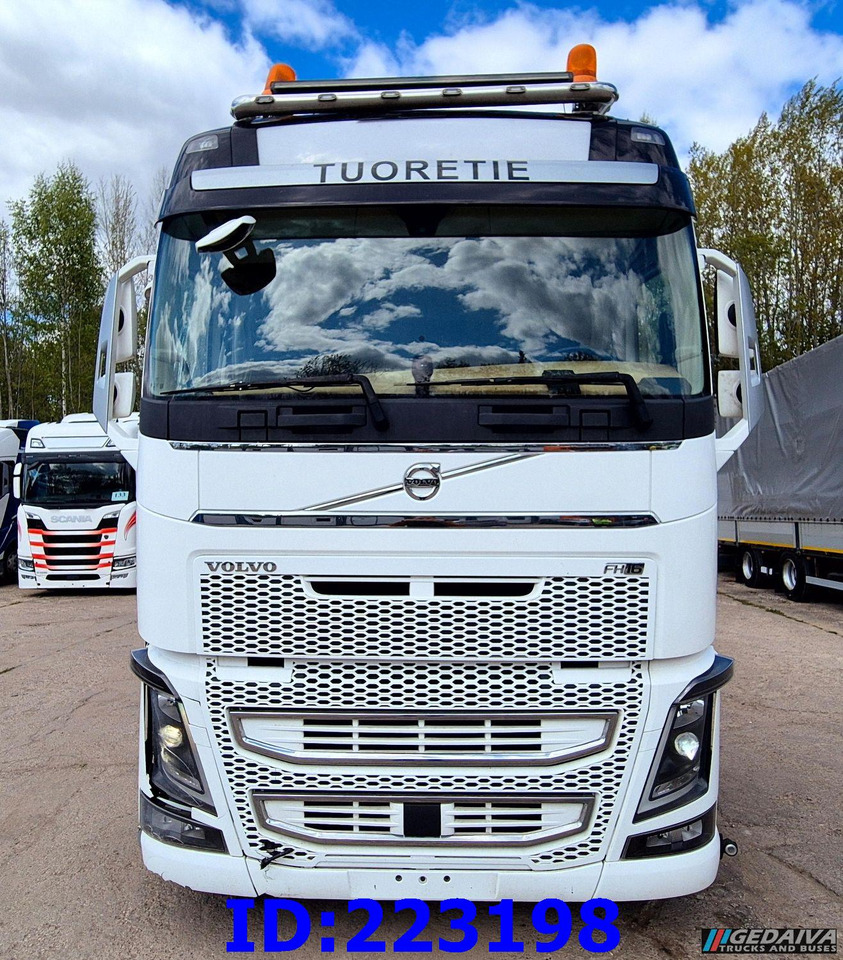 VOLVO FH16 650HP 8X4 (Steering axle) - Шаси кабина: снимка 2 VOLVO FH16 650HP 8X4 (Steering axle) - Шаси кабина: снимка 2