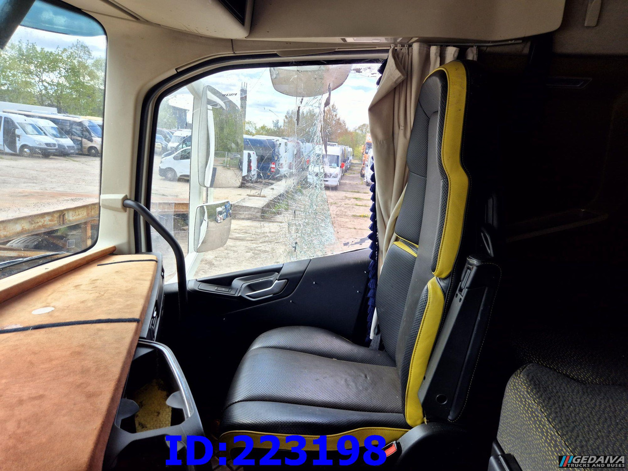 Шаси кабина VOLVO FH16 650HP 8X4 (Steering axle): снимка 20
