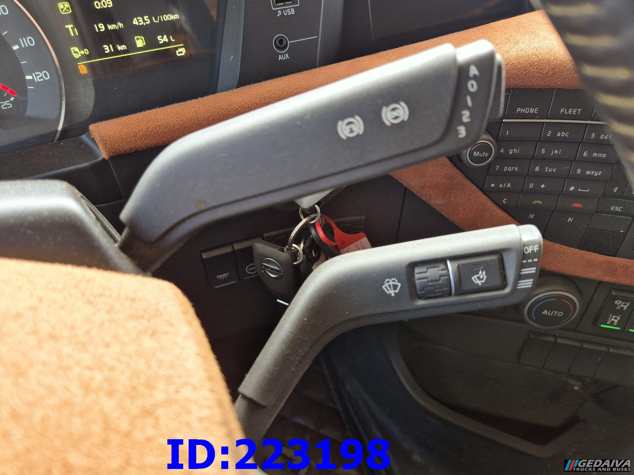 Шаси кабина VOLVO FH16 650HP 8X4 (Steering axle): снимка 14