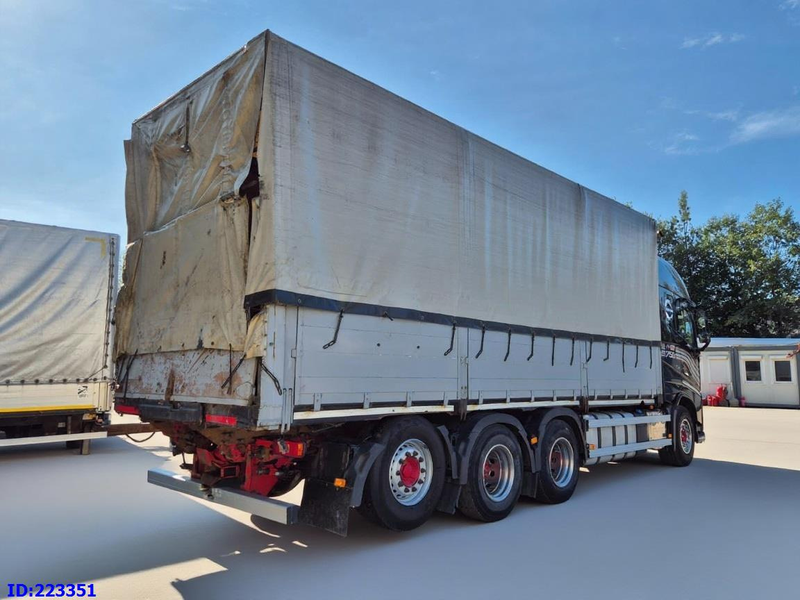 VOLVO FH16 750HP - 8x4-Steering axle - Камион с брезент: снимка 5 VOLVO FH16 750HP - 8x4-Steering axle - Камион с брезент: снимка 5