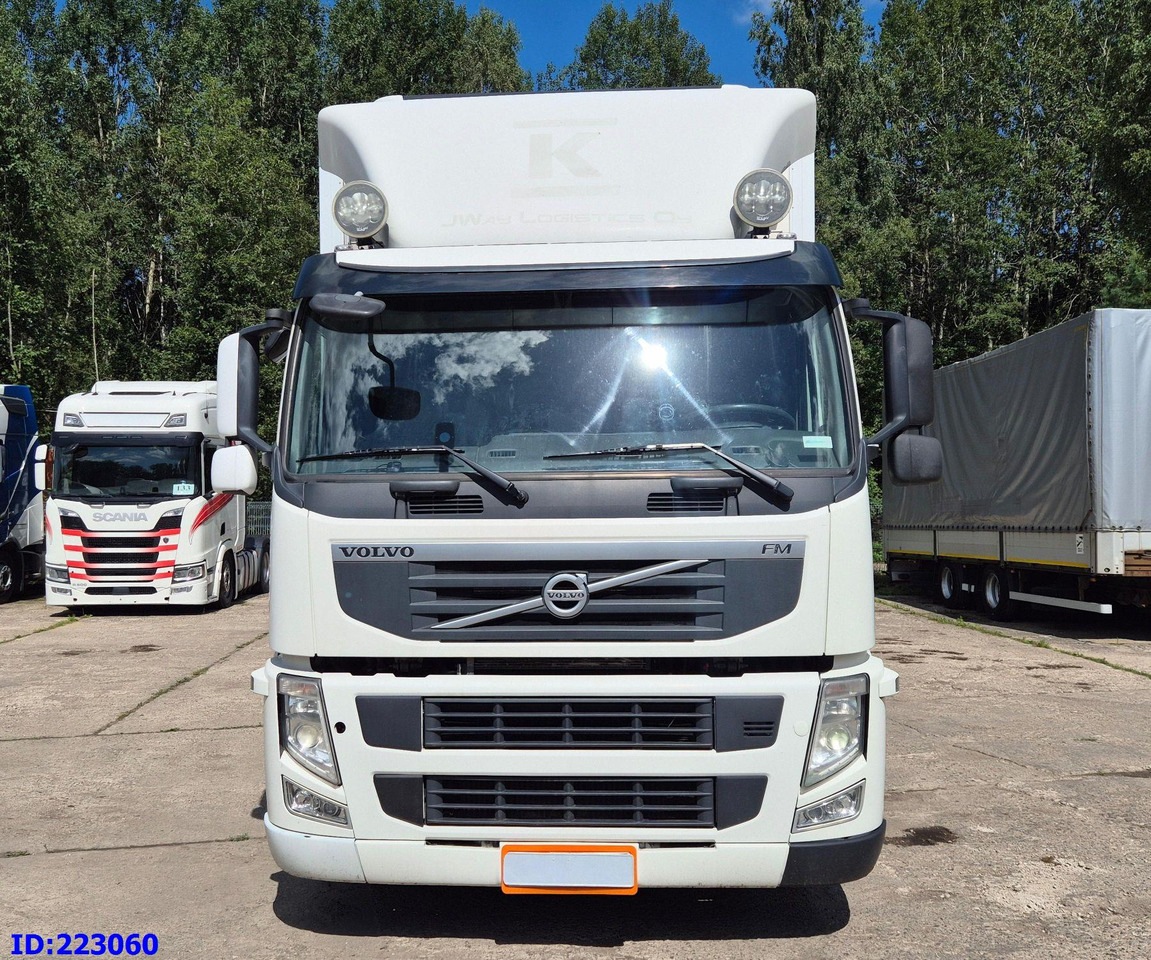VOLVO FM 410HP - 6X2 - Euro5 -Steering axle - Рефрижератор камион: снимка 2 VOLVO FM 410HP - 6X2 - Euro5 -Steering axle - Рефрижератор камион: снимка 2