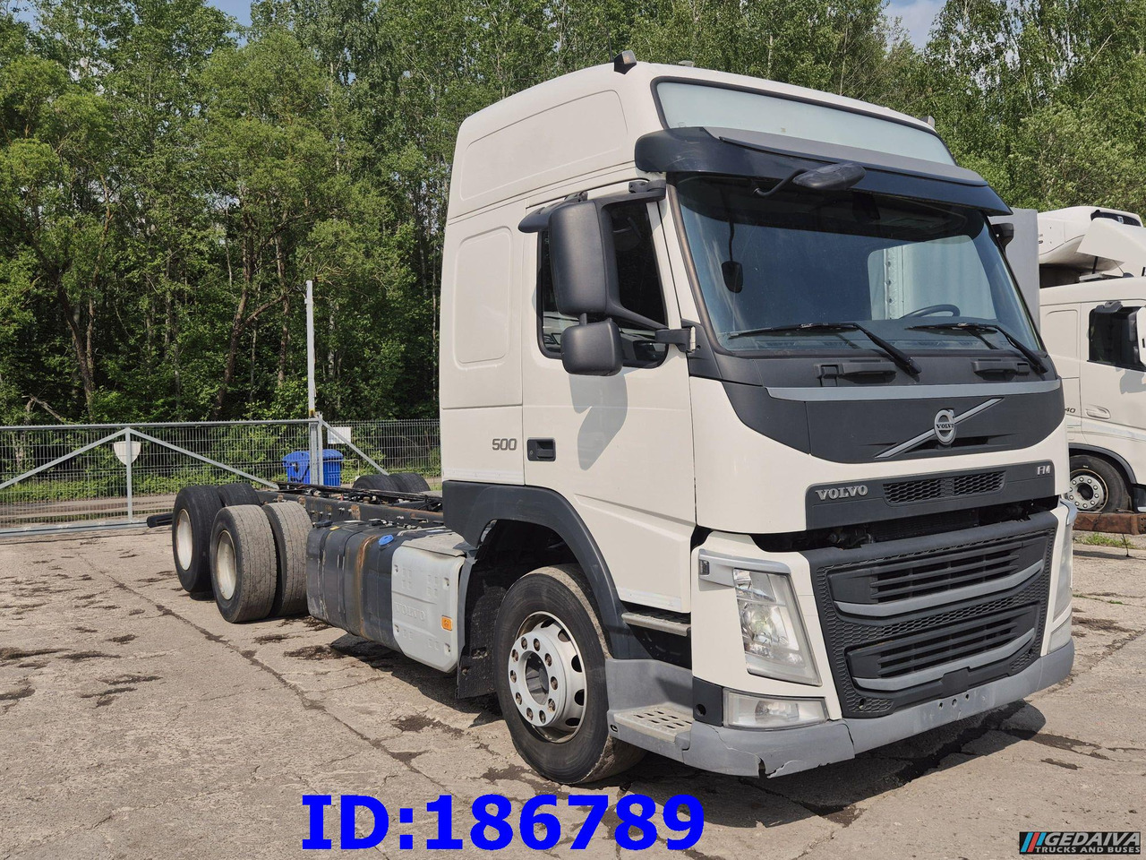 VOLVO FM13 500HP 6x2 - Шаси кабина: снимка 3 VOLVO FM13 500HP 6x2 - Шаси кабина: снимка 3