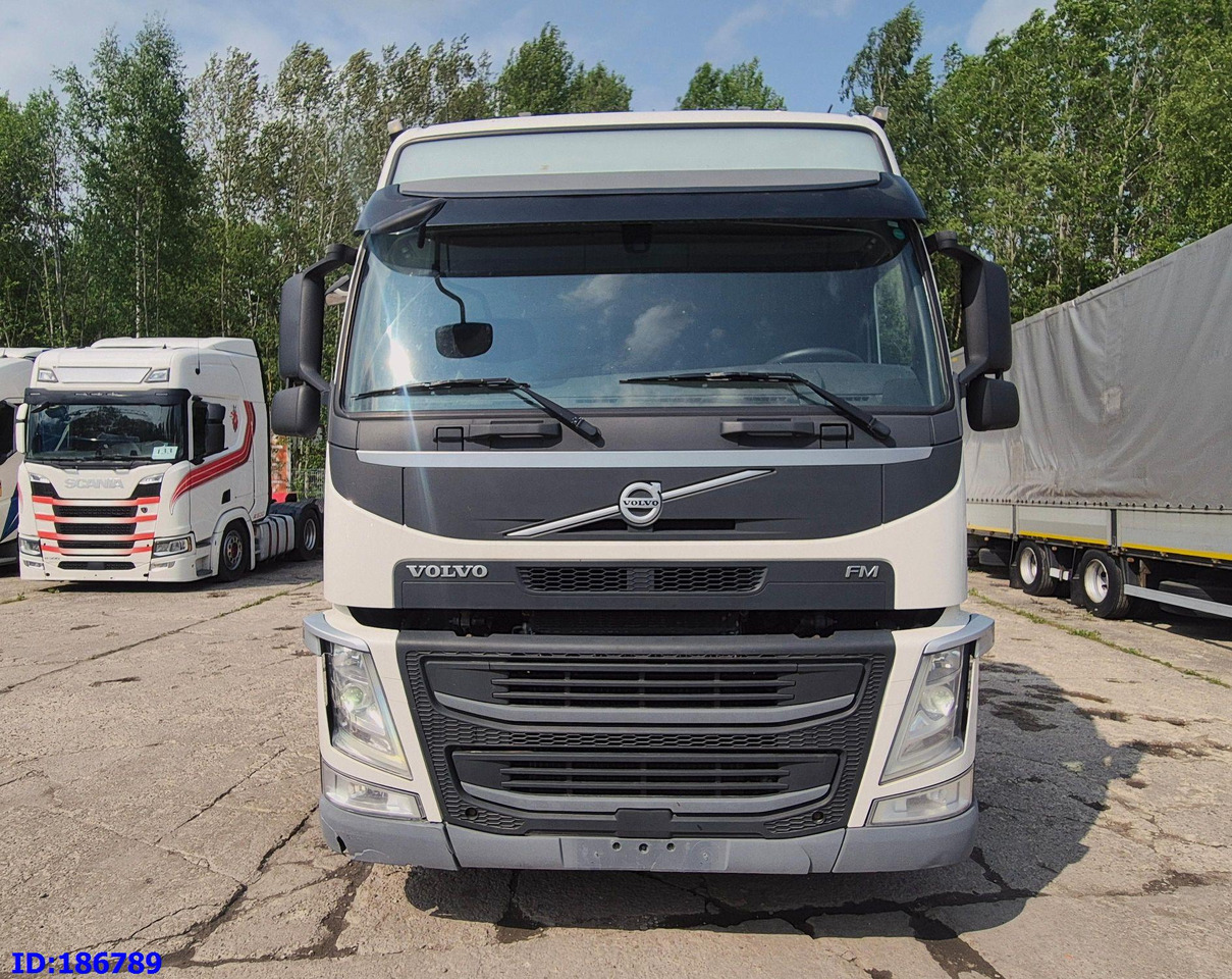 VOLVO FM13 500HP 6x2 - Шаси кабина: снимка 2 VOLVO FM13 500HP 6x2 - Шаси кабина: снимка 2