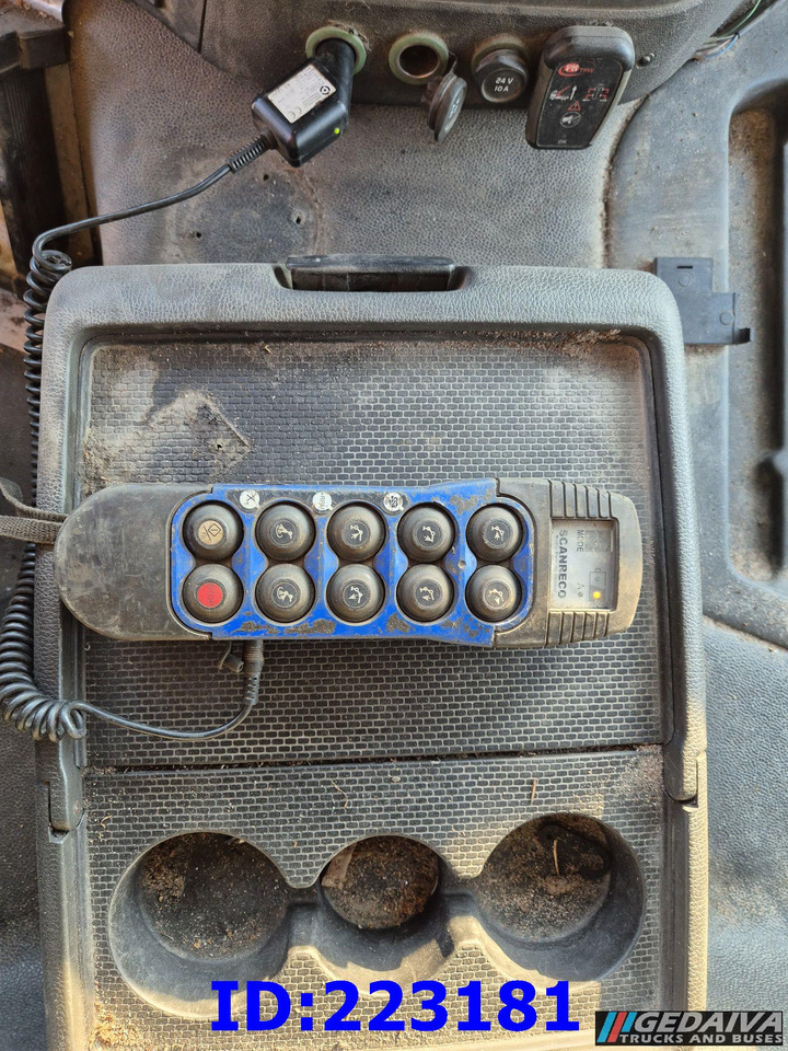 Боклукчийска кола VOLVO FMX 11 330HP 6x2 (Steering axel) - Euro6: снимка 20