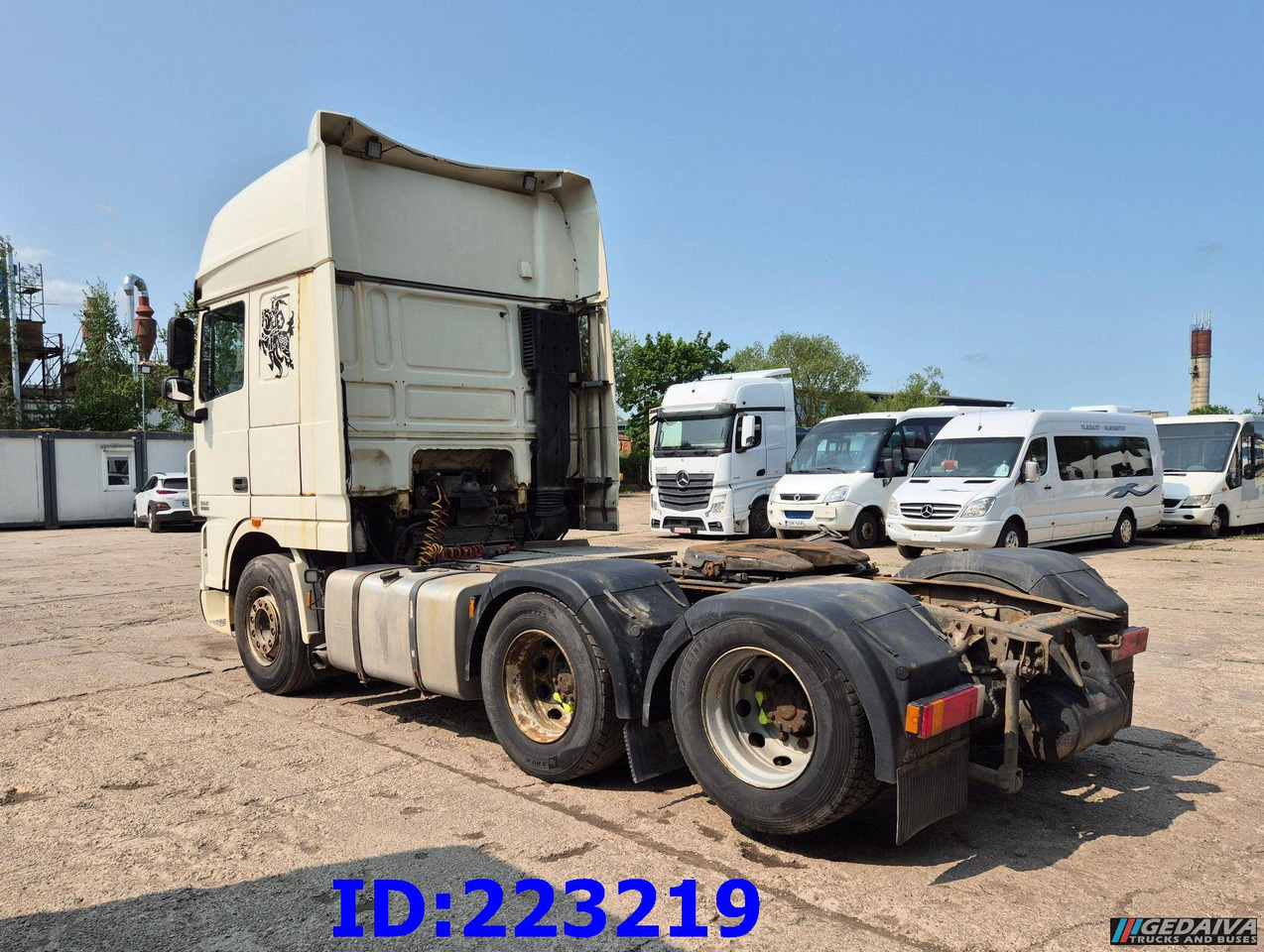 DAF XF 105.460 6X2 (10 tyre) Retarder Euro5 - Влекач: снимка 4 DAF XF 105.460 6X2 (10 tyre) Retarder Euro5 - Влекач: снимка 4