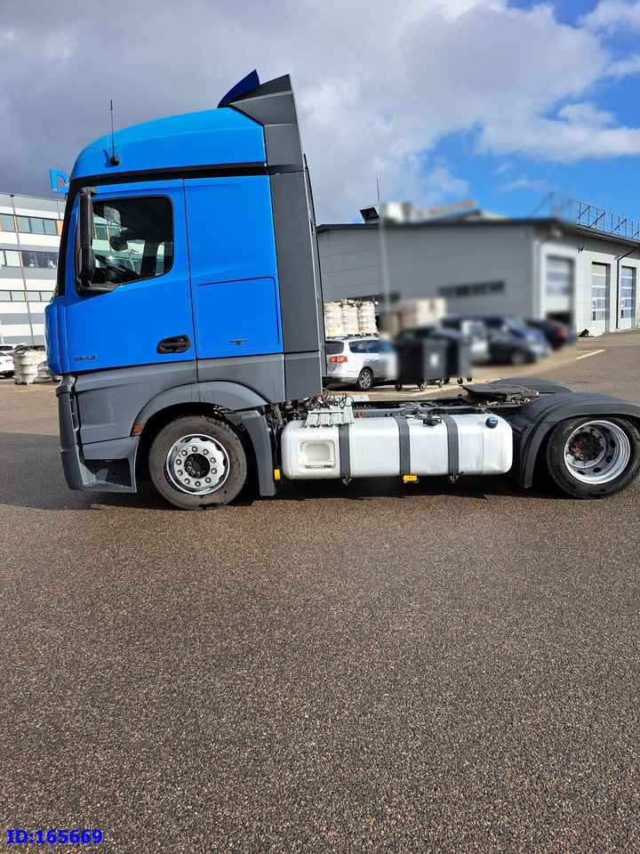 MERCEDES-BENZ Actros 1842 - Mega - Euro6 - Влекач: снимка 4 MERCEDES-BENZ Actros 1842 - Mega - Euro6 - Влекач: снимка 4