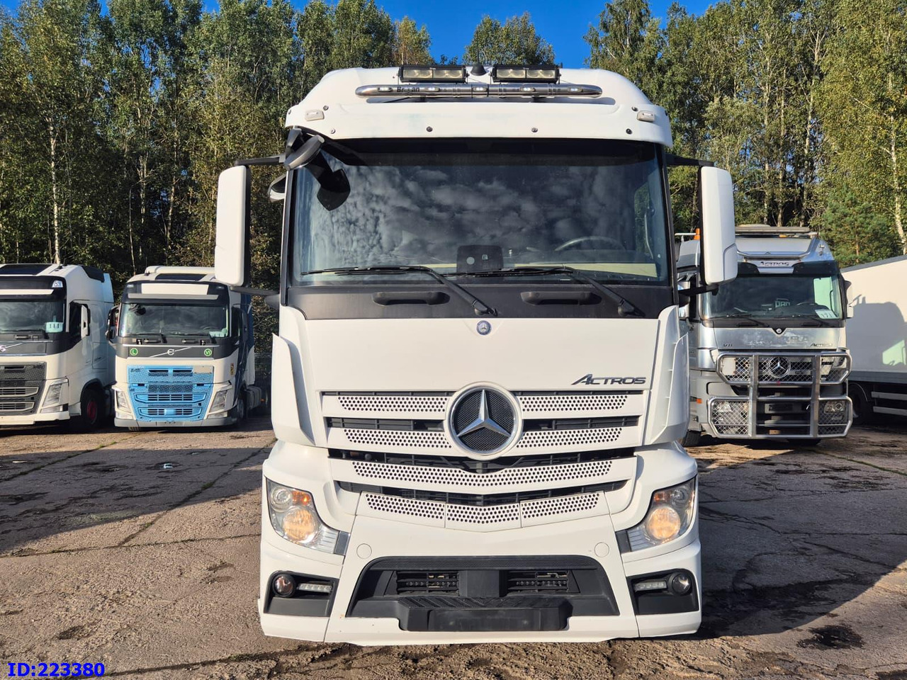 MERCEDES-BENZ Actros 2551 6x2 -Steering axle - Euro6 - Влекач: снимка 2 MERCEDES-BENZ Actros 2551 6x2 -Steering axle - Euro6 - Влекач: снимка 2
