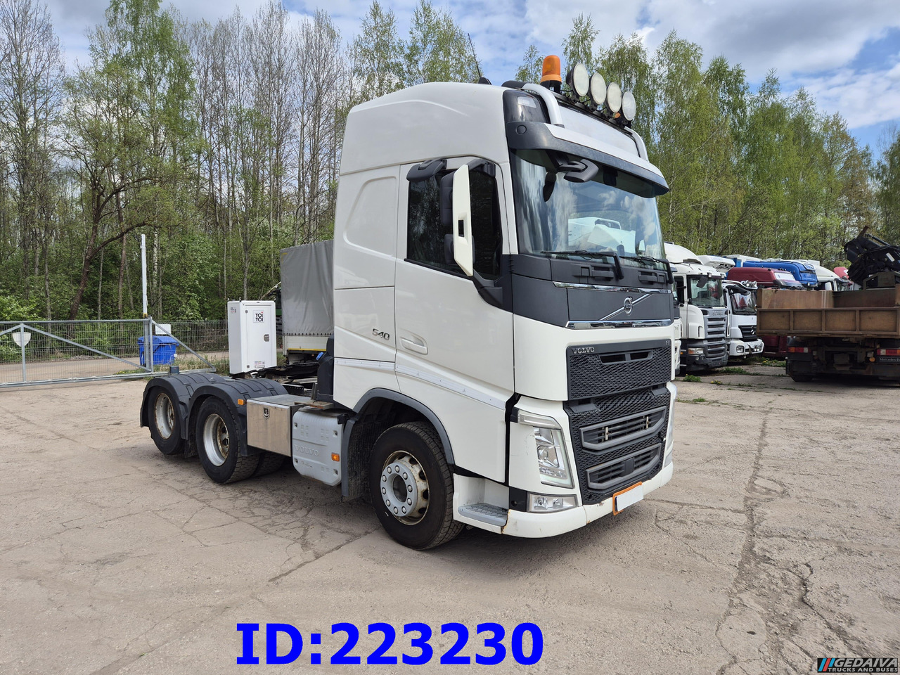 VOLVO FH13 540HP 6x2 (10 tyre) - Влекач: снимка 3 VOLVO FH13 540HP 6x2 (10 tyre) - Влекач: снимка 3