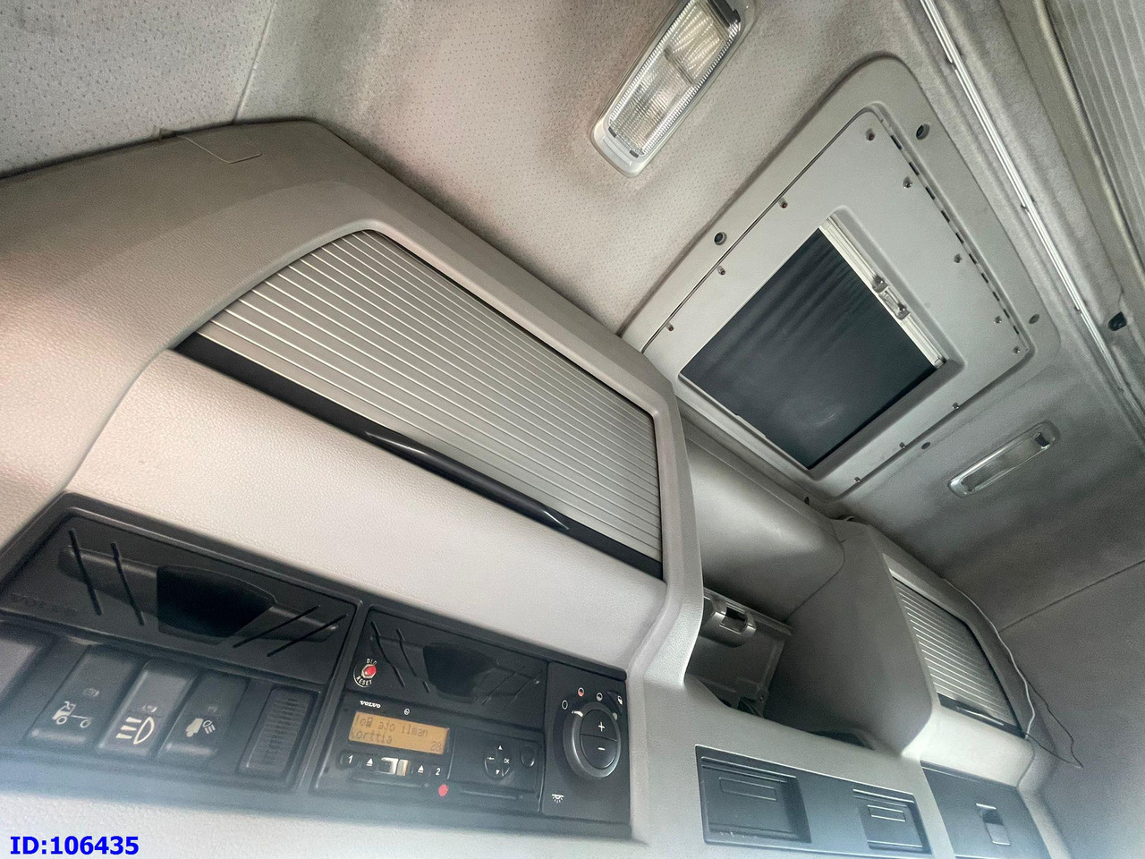 Влекач VOLVO FH16 700HP 6X4 Euro5: снимка 15