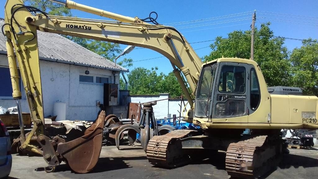 Komatsu PC 210 - Верижен багер: снимка 1 Komatsu PC 210 - Верижен багер: снимка 1