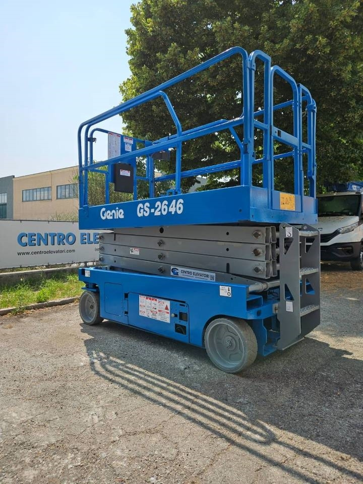 Genie GS 2646 - Ножична работна платформа: снимка 2 Genie GS 2646 - Ножична работна платформа: снимка 2