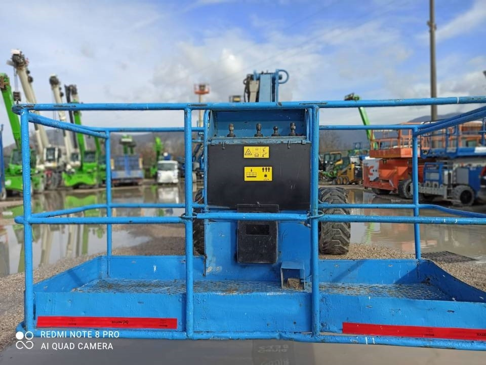 Артикулираща платформа Genie Z 135/70: снимка 16