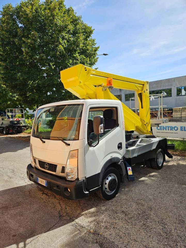 Palfinger P 200 A - Автовишка: снимка 2 Palfinger P 200 A - Автовишка: снимка 2