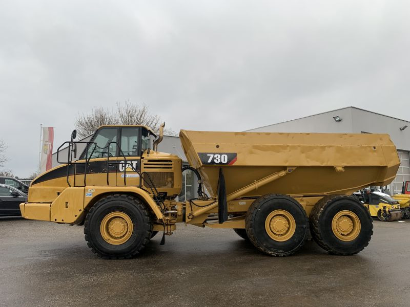 Caterpillar 730 (110387) - Съчленен самосвал: снимка 1 Caterpillar 730 (110387) - Съчленен самосвал: снимка 1