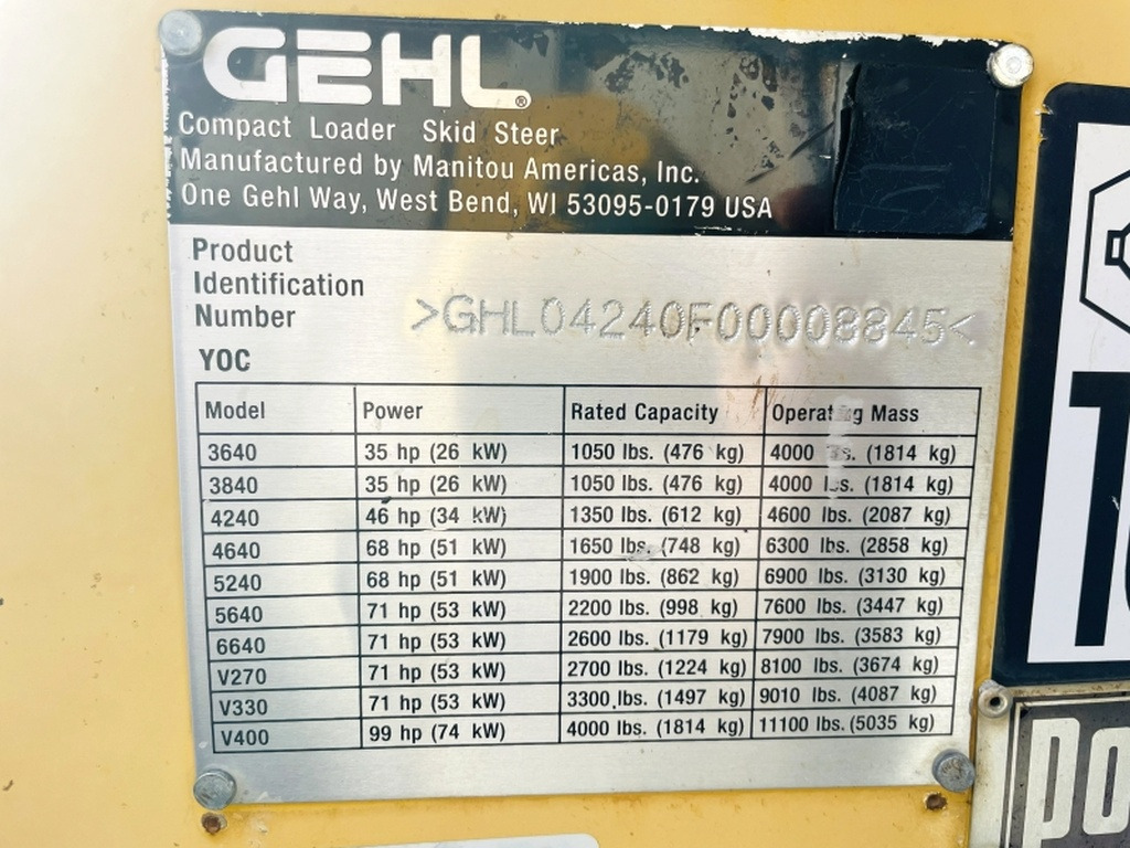 Gehl SL4240 (4090) - Мини челен товарач: снимка 3 Gehl SL4240 (4090) - Мини челен товарач: снимка 3