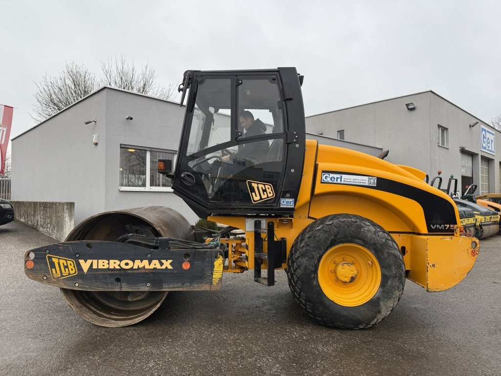 JCB Vibromax VM 75 D (111781) - Компактор: снимка 1 JCB Vibromax VM 75 D (111781) - Компактор: снимка 1