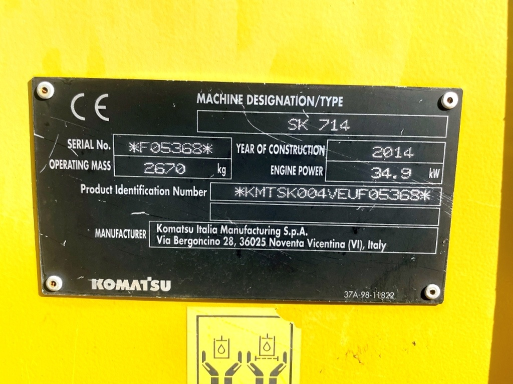 Komatsu SK714 (4077) - Мини челен товарач: снимка 3 Komatsu SK714 (4077) - Мини челен товарач: снимка 3