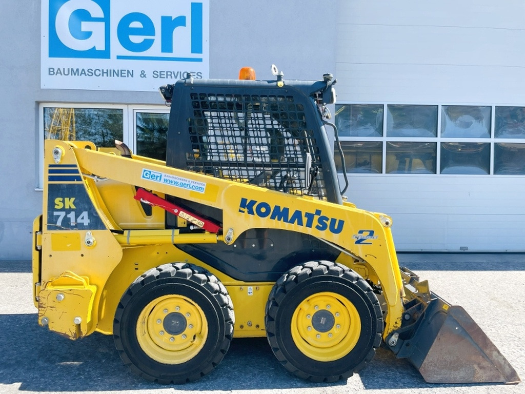 Komatsu SK714-5 (4066) - Мини челен товарач: снимка 2 Komatsu SK714-5 (4066) - Мини челен товарач: снимка 2