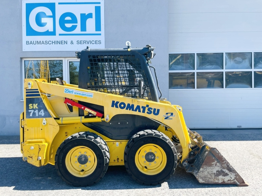 Komatsu SK714-5 (4067) - Мини челен товарач: снимка 2 Komatsu SK714-5 (4067) - Мини челен товарач: снимка 2