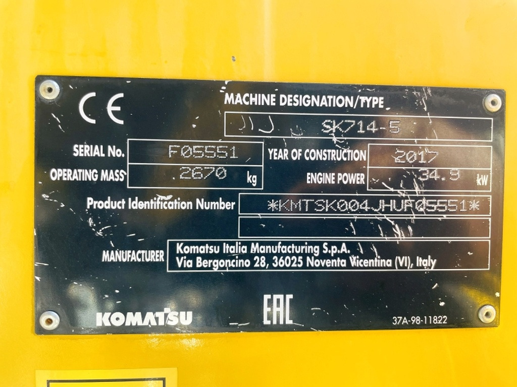 Komatsu SK714-5 (4067) - Мини челен товарач: снимка 3 Komatsu SK714-5 (4067) - Мини челен товарач: снимка 3