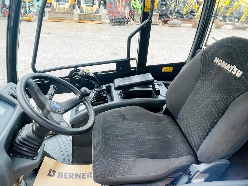Komatsu WA100M-7 (3823) - Колесен товарач: снимка 5 Komatsu WA100M-7 (3823) - Колесен товарач: снимка 5