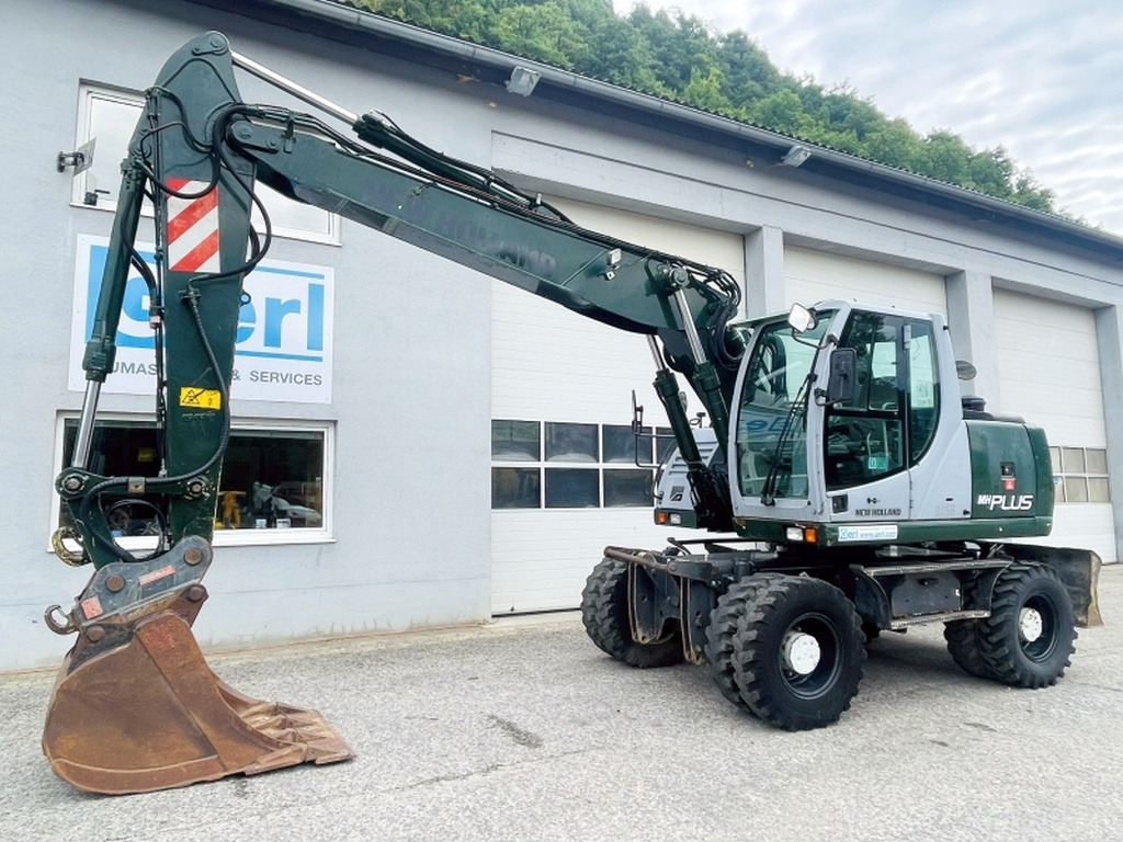 New Holland MH Plus (4054) - Колесен багер: снимка 4 New Holland MH Plus (4054) - Колесен багер: снимка 4